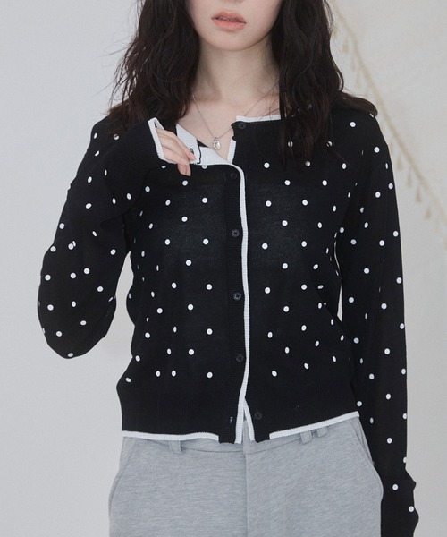 ENVYM(アンビー)の「ドット レイヤード ニットカーディガン(カーディガン/ボレロ・レディース・ブラック/グレー・FREE)」の14枚目の写真