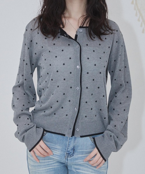 ENVYM(アンビー)の「ドット レイヤード ニットカーディガン(カーディガン/ボレロ・レディース・ブラック/グレー・FREE)」の6枚目の写真