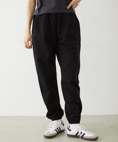 MILKFED.（ミルクフェド）の「HEART POCKET SWEATPANTS（スウェットパンツ・レディース・オートミール/ブラック/ライトブルー・S/M）」の2枚目の写真