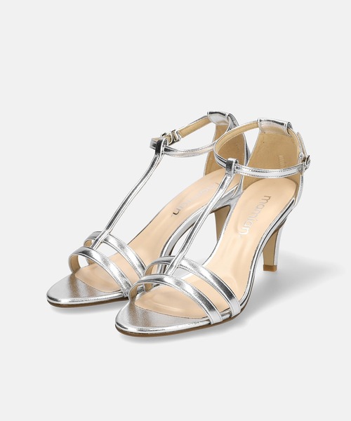 MAMIAN(マミアン)の「Tストラップ シンプル サンダル (7.0cmヒール)(サンダル・レディース・ブラック/グレイッシュベージュ/シルバー・S/LL/L/M)」の17枚目の写真