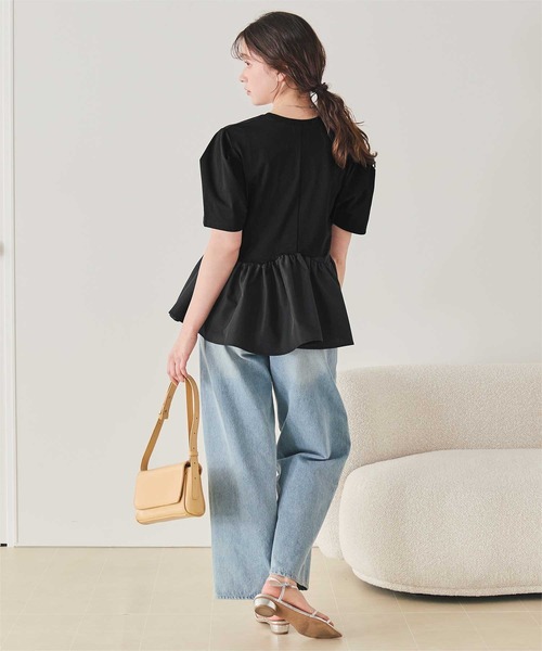 titivate（ティティベイト）の「【サステナブル】カットソードッキングペプラムトップス（Tシャツ/カットソー・レディース・チャコール/オフホワイト/ブラック・L/M/S）」の9枚目の写真