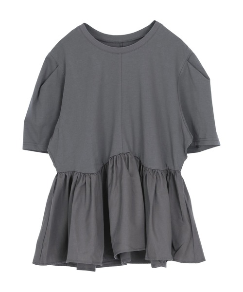 titivate（ティティベイト）の「【サステナブル】カットソードッキングペプラムトップス（Tシャツ/カットソー・レディース・チャコール/オフホワイト/ブラック・L/M/S）」の17枚目の写真