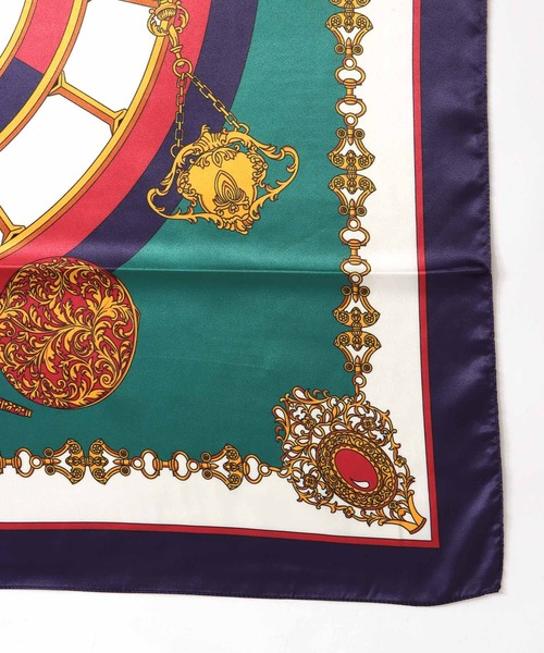 Jines（ジネス）の「クロック柄スカーフ（バンダナ/スカーフ・レディース・ベージュ/グリーン・FREE）」の11枚目の写真