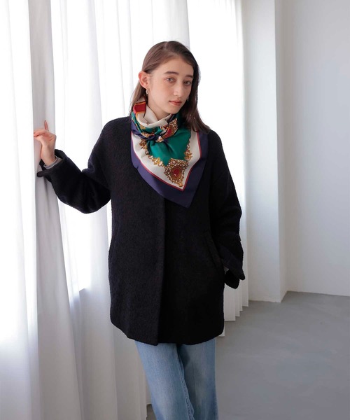 Jines（ジネス）の「クロック柄スカーフ（バンダナ/スカーフ・レディース・ベージュ/グリーン・FREE）」の7枚目の写真