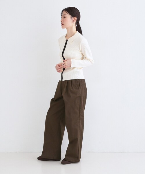 OPAQUE.CLIP(オペークドットクリップ)の「【Dickies(R)×OPAQUE.CLIP】ツータックワイドパンツ(その他パンツ・レディース・ブラウン系その他/オリーブ・03/02)」の5枚目の写真