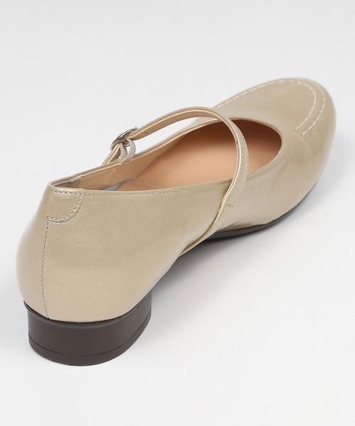 VITA NOVA(ヴィタノーヴァ)の「VITA NOVA(ヴィタノヴァ)ストラップパンプス(バレエシューズ・レディース・アイボリー/ベージュ・22cm/22.5cm/23cm/23.5cm/24cm/24.5cm)」の11枚目の写真