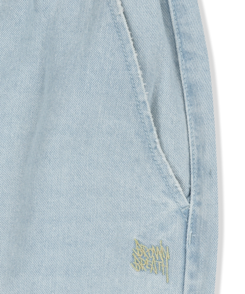 BROWNBREATH（ブラウンブレス）の「WASHED BANDING BERMUDA PANTS - LIGHT BLUE（その他パンツ・レディース・その他・SMALL/MEDIUM/LARGE/X-LARGE）」の4枚目の写真