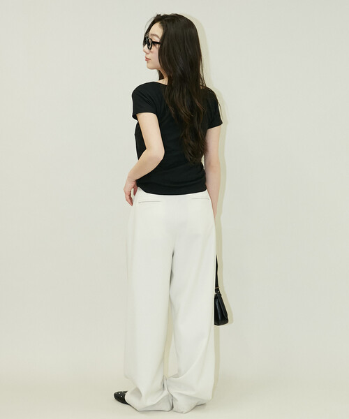 PUBLUX(パブリュクス)の「PUBLUX/パブリュクス レース ヘンリーネック カットソー 限定展開(Tシャツ/カットソー・レディース・ブラック/グレー/オフホワイト・フリ-)」の8枚目の写真