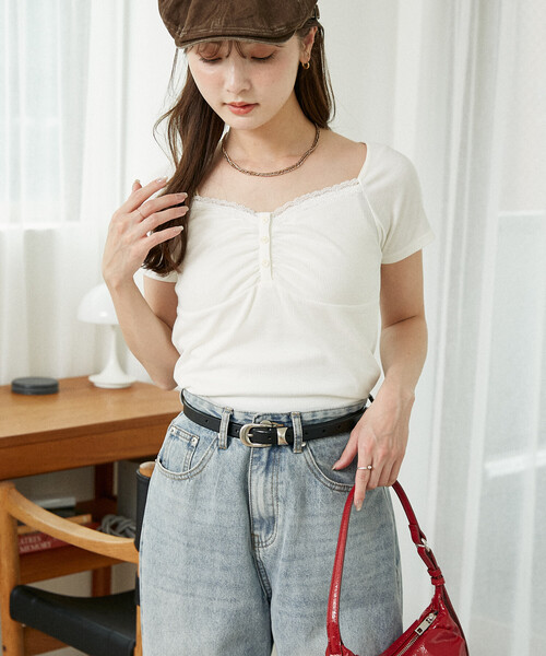 PUBLUX(パブリュクス)の「PUBLUX/パブリュクス レース ヘンリーネック カットソー 限定展開(Tシャツ/カットソー・レディース・ブラック/グレー/オフホワイト・フリ-)」の19枚目の写真