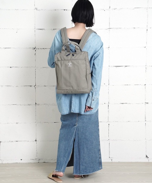 anello(アネロ)の「"02"≪anello GRANDE≫CABIN/キャビン 10ポケット/13L トート型 リュック(バックパック/リュック・レディース・ネイビー/ダークグレー/グレイッシュベージュ/ブラック・ONE SIZE)」の9枚目の写真