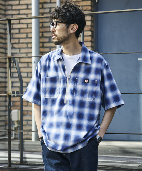RED KAP（レッドキャップ）の「RED KAP/レッドキャップ 別注 リラックスフィット ハーフジップ ワンポイントロゴ 半袖ワークシャツ/チェック/ストライプ（シャツ/ブラウス・メンズ・その他15/その他9/その他16/ブルー/その他13・MEDIUM/LARGE）」の4枚目の写真