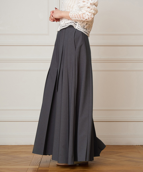 IENA LA BOUCLE(イエナラブークル)の「IENA LA BOUCLE プリーツマキシスカート(スカート・レディース・チャコールグレー・38/36)」の6枚目の写真