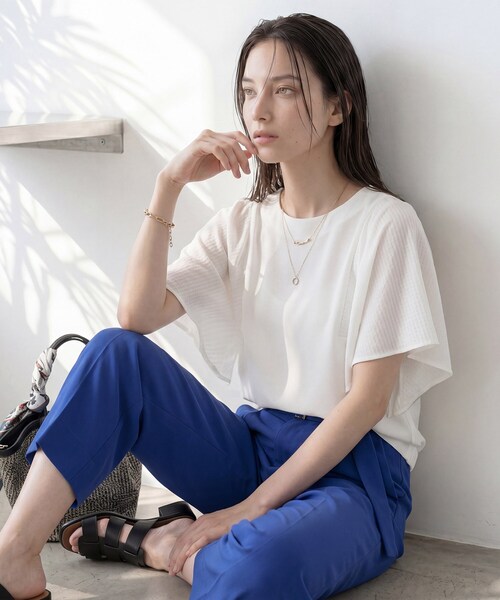 INDIVI(インディヴィ)の「【洗える/シアーチェック柄】異素材コンビスリーブトップス(Tシャツ/カットソー・レディース・ホワイト/ブラック/ブラウン系/グリーン系5・05/13/15 /38/19/34)」の6枚目の写真