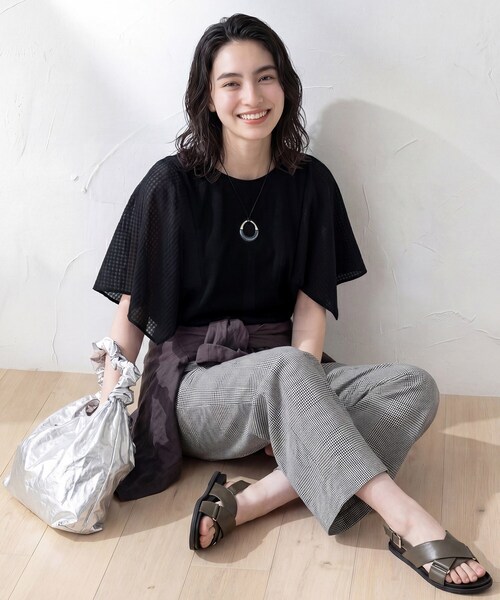 INDIVI(インディヴィ)の「【洗える/シアーチェック柄】異素材コンビスリーブトップス(Tシャツ/カットソー・レディース・ホワイト/ブラック/ブラウン系/グリーン系5・05/13/15 /38/19/34)」の19枚目の写真