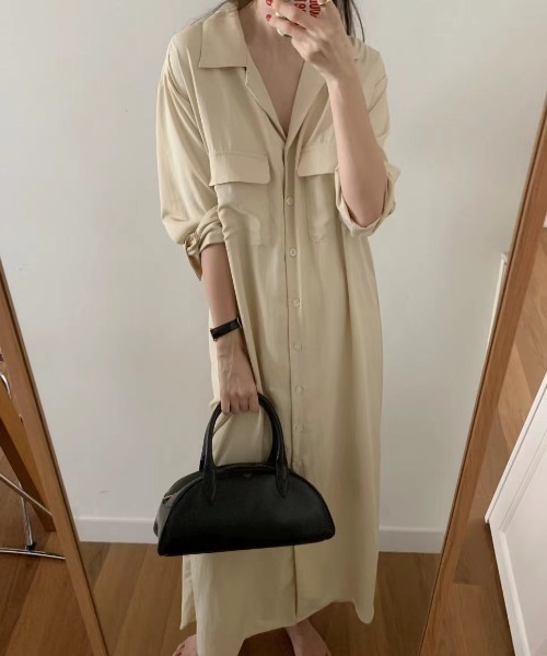 AMAJI(アマジ)の「韓国風 ゆったりシルエット シンプルシャツワンピース ダブルポケット シングルボタン 長袖リラックスワンピース(シャツワンピース・レディース・グリーン/イエロー/ネイビー・FREE)」の22枚目の写真