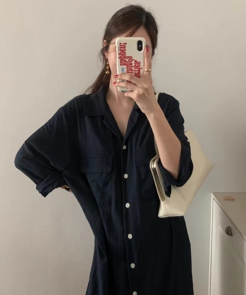 AMAJI(アマジ)の「韓国風 ゆったりシルエット シンプルシャツワンピース ダブルポケット シングルボタン 長袖リラックスワンピース(シャツワンピース・レディース・グリーン/イエロー/ネイビー・FREE)」の6枚目の写真