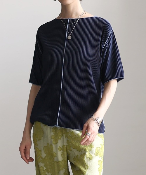 Sawa a la mode(サワアラモード)の「配色メロープリーツ半袖トップス(Tシャツ/カットソー・レディース・チャコールグレー/アイボリー/ネイビー・FREE)」の3枚目の写真