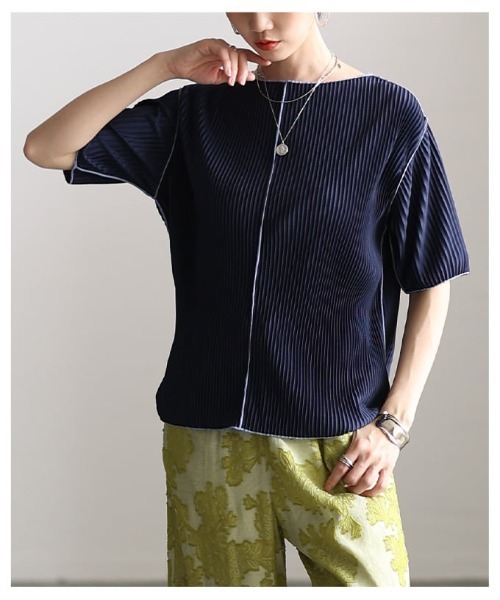 Sawa a la mode(サワアラモード)の「配色メロープリーツ半袖トップス(Tシャツ/カットソー・レディース・チャコールグレー/アイボリー/ネイビー・FREE)」の22枚目の写真