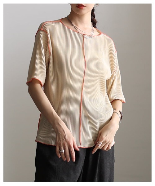 Sawa a la mode(サワアラモード)の「配色メロープリーツ半袖トップス(Tシャツ/カットソー・レディース・チャコールグレー/アイボリー/ネイビー・FREE)」の11枚目の写真