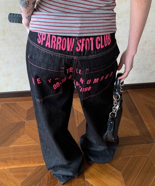 Vipoa(ヴィポア)の「Back print straight-leg denim pants(デニムパンツ・レディース・ブラック・LARGE/MEDIUM)」の9枚目の写真
