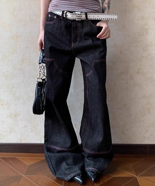 Vipoa(ヴィポア)の「Back print straight-leg denim pants(デニムパンツ・レディース・ブラック・LARGE/MEDIUM)」の10枚目の写真