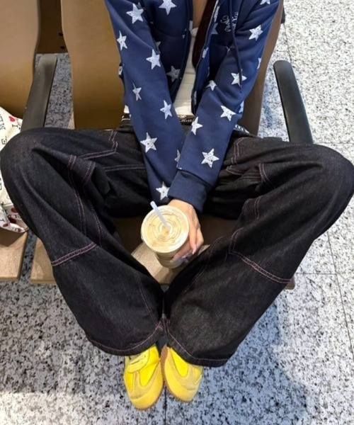Vipoa(ヴィポア)の「Back print straight-leg denim pants(デニムパンツ・レディース・ブラック・LARGE/MEDIUM)」の21枚目の写真
