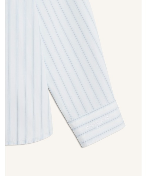 Maison Kitsune（メゾンキツネ）の「STRIPED BOYFRIEND SHIRT（シャツ/ブラウス・レディース・スカイブルー系・40/38/36/34/32）」の3枚目の写真