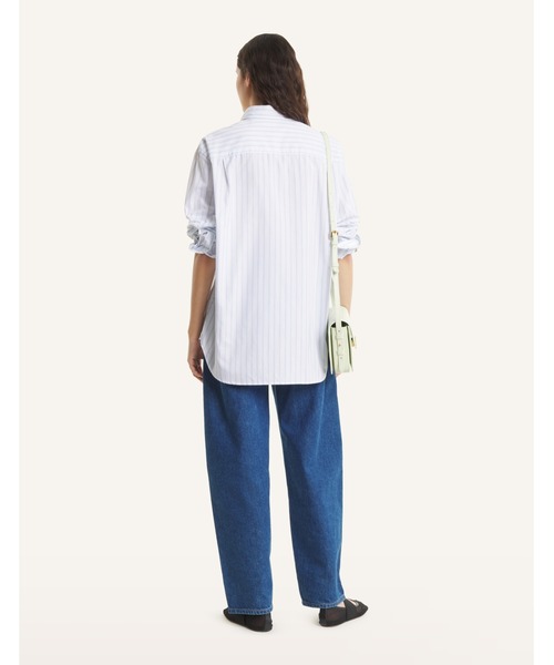 Maison Kitsune（メゾンキツネ）の「STRIPED BOYFRIEND SHIRT（シャツ/ブラウス・レディース・スカイブルー系・40/38/36/34/32）」の5枚目の写真
