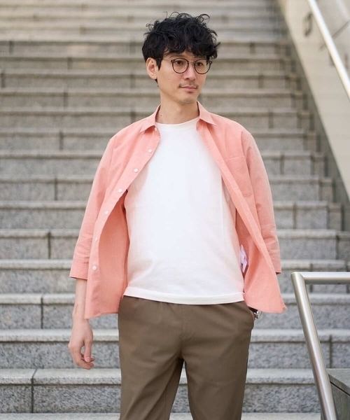 a.v.v(アーヴェヴェ)の「累計15,000枚販売!リネン混シャツ【接触冷感 / 速乾/ストレッチ / イージーケア / 洗濯機で洗える】(シャツ/ブラウス・メンズ・ネイビー/ブルー/オレンジ/ライラック/ピンク・44/50/48/46/52)」の13枚目の写真