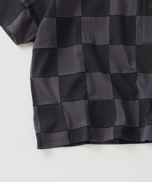 Champion(チャンピオン)の「CHAMPION / チャンピオン 別注 パッチワーク チェッカーフラッグ Tシャツ(Tシャツ/カットソー・メンズ・ブラック系その他/アーミー/ホワイト系その他/グリーン系その他・MEDIUM/LARGE)」の17枚目の写真