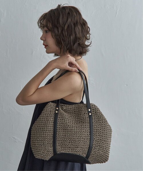 notch.(ノッチ)の「A4ペーパートートバッグ(トートバッグ・レディース・キャメル/ブラック/グレイッシュベージュ・ONESIZE)」の17枚目の写真