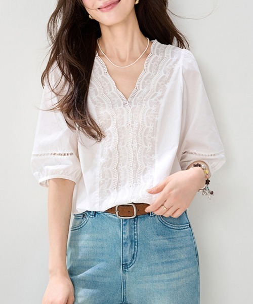 ONEP STAR(ワンピスター)の「Vネックレースデザインブラウス(シャツ/ブラウス・レディース・ホワイト・X-LARGE/LARGE/MEDIUM)」の8枚目の写真