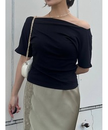 バックオープンTシャツ