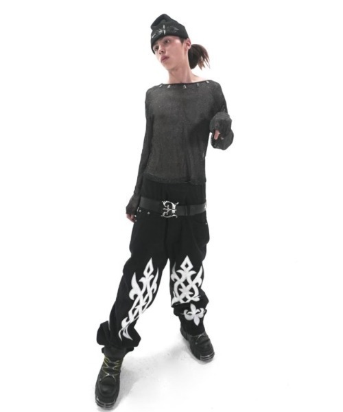 L.H.P(エルエイチピー)の「ERINAIE/エリナイエ/BRIGHT TRIBAL PARTY DENIM PANT(デニムパンツ・レディース・ブラック・M)」の4枚目の写真