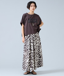 DOUCEプリントショート丈Tシャツ