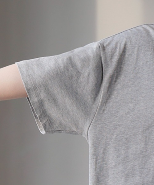 HUG.U(ハグユー)の「「アセナイン」 汗ジミ軽減 VネックボックスTシャツ(Tシャツ/カットソー・レディース・ブルー/オリーブ/ホワイト/ブラック/ライトグレー・FREE)」の6枚目の写真