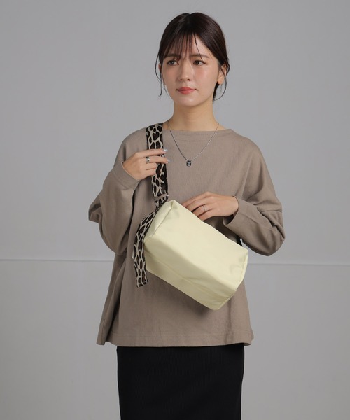 ALTROSE（アルトローズ）の「【500mlペットボトル対応】ショルダー ボディバッグ パターンテープ（ショルダーバッグ・レディース・ブラック/ブラック系その他4/ブラック系その他5/ホワイト系その他4・FREE）」の22枚目の写真
