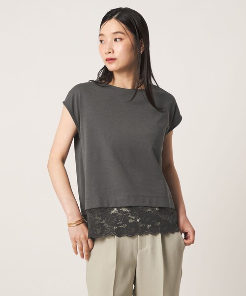 A DAY IN THE LIFE UNITED ARROWS（アデイインザライフユナイテッドアローズ）の「ポンチ×レース レイヤードカットソー  ＜A DAY IN THE LIFE＞（Tシャツ/カットソー・レディース・オフホワイト/ブラック/ダークグレー・FREE）」の3枚目の写真