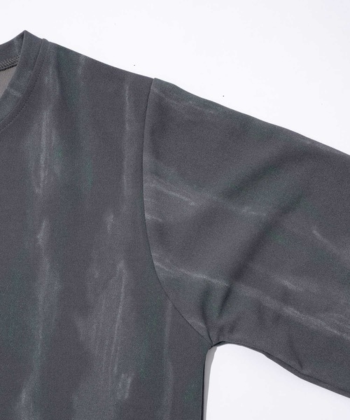 CASPER JOHN(キャスパージョン)の「Key neck glitter cut-sew/キーネックグリッターカットソー(Tシャツ/カットソー・メンズ・グレー/ネイビー・SMALL/MEDIUM/X-SMALL/LARGE)」の16枚目の写真