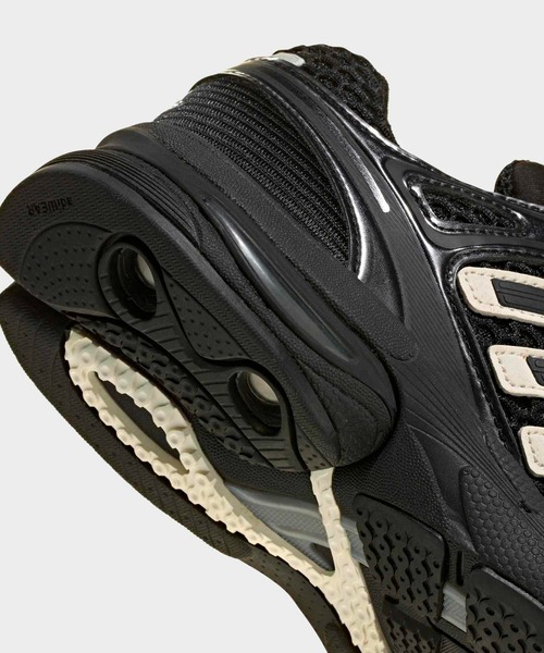 adidas(アディダス)の「アディスター コントロール 5 / ADISTAR CONTROL 5 SHOES / アディダスオリジナルス adidas Originals(スニーカー・レディース・ブラック・25.0cm/24.5cm/24.0cm/23.5cm/23.0cm/22.5cm/22.0cm/28.0cm/27.5cm/27.0cm/26.5cm/26.0cm/25.5cm/29.0cm/28.5cm)」の5枚目の写真