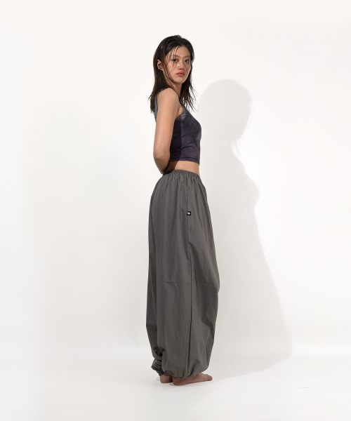 WHILE(ワイル)の「ケイブクライミング夏パンツ(ブラック)(スウェットパンツ・レディース・その他・SMALL/MEDIUM/LARGE)」の4枚目の写真