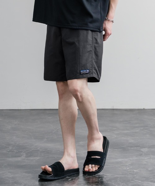 patagonia(パタゴニア)の「Patagonia パタゴニア M'S WAVEFARER BOARDSHORTS 19 IN 水陸両用ワイドナイロンショートパンツ/ハーフパンツ(その他パンツ・メンズ・ブラック/ブルー・30)」の4枚目の写真