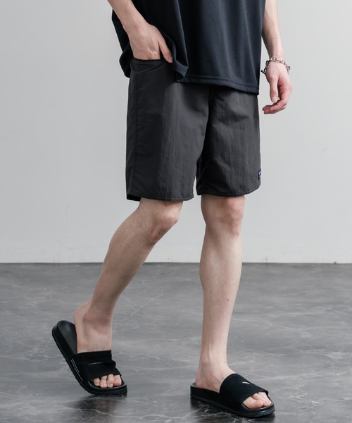 patagonia(パタゴニア)の「Patagonia パタゴニア M'S WAVEFARER BOARDSHORTS 19 IN 水陸両用ワイドナイロンショートパンツ/ハーフパンツ(その他パンツ・メンズ・ブラック/ブルー・30)」の8枚目の写真
