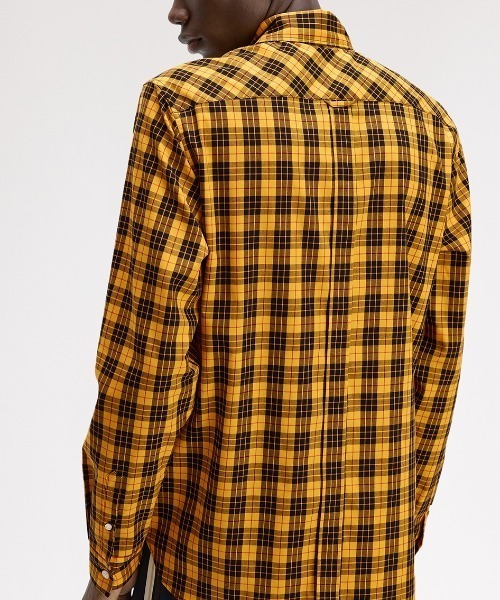 FRED PERRY(フレッドペリー)の「Macleod Tartan Shirt/マクラウドタータンチェックシャツ(シャツ/ブラウス・メンズ・ゴールド・S/M/L)」の6枚目の写真
