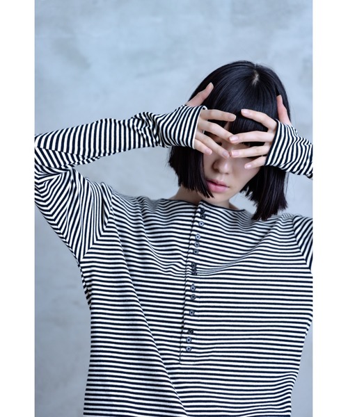 TAMYU(タミュー)の「TAMYU - Morse Button Border Long-Sleeve / モールスボタンボーダーロンT(Tシャツ/カットソー・メンズ・グレー/ホワイト・FREE/SMALL)」の7枚目の写真