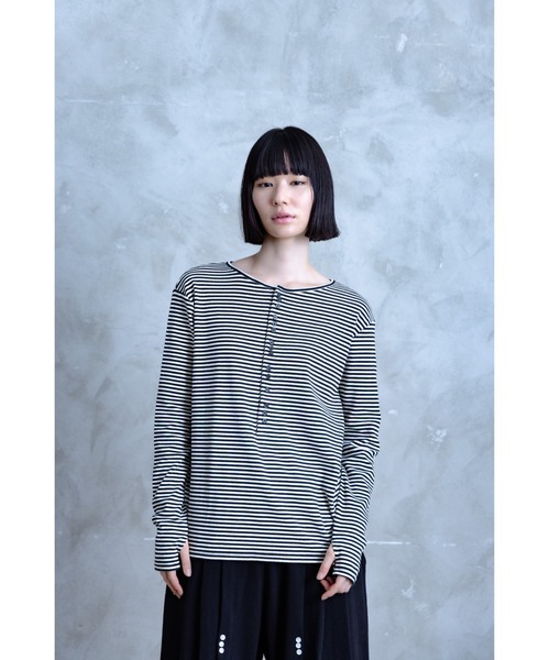 TAMYU(タミュー)の「TAMYU - Morse Button Border Long-Sleeve / モールスボタンボーダーロンT(Tシャツ/カットソー・メンズ・グレー/ホワイト・FREE/SMALL)」の9枚目の写真