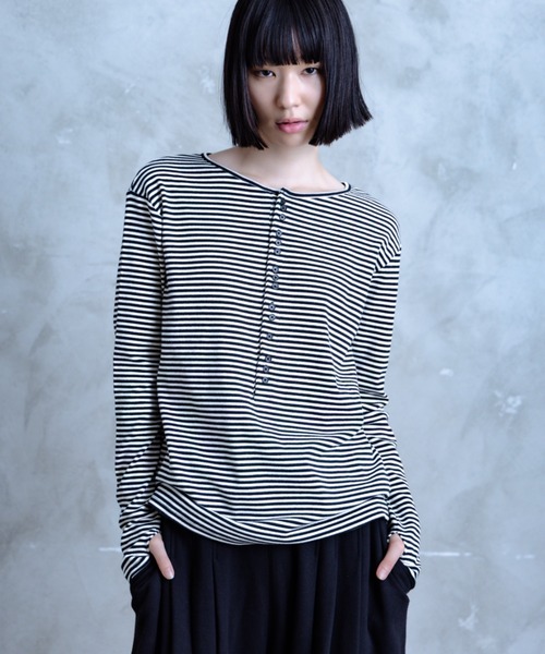 TAMYU(タミュー)の「TAMYU - Morse Button Border Long-Sleeve / モールスボタンボーダーロンT(Tシャツ/カットソー・メンズ・グレー/ホワイト・FREE/SMALL)」の3枚目の写真