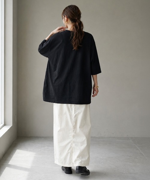 itto...(イット)の「フォトプリントプルオーバー半袖Tシャツ(Tシャツ/カットソー・レディース・ホワイト/ブラック・M~L)」の15枚目の写真