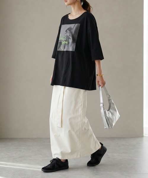 itto...(イット)の「フォトプリントプルオーバー半袖Tシャツ(Tシャツ/カットソー・レディース・ホワイト/ブラック・M~L)」の16枚目の写真