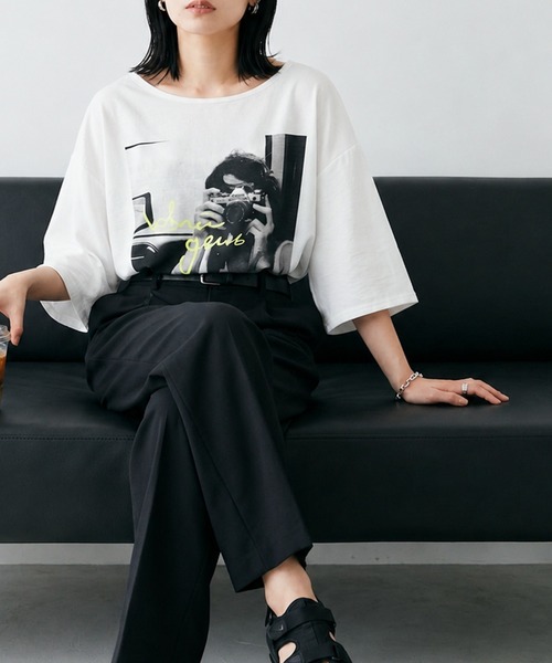 itto...(イット)の「フォトプリントプルオーバー半袖Tシャツ(Tシャツ/カットソー・レディース・ホワイト/ブラック・M~L)」の6枚目の写真